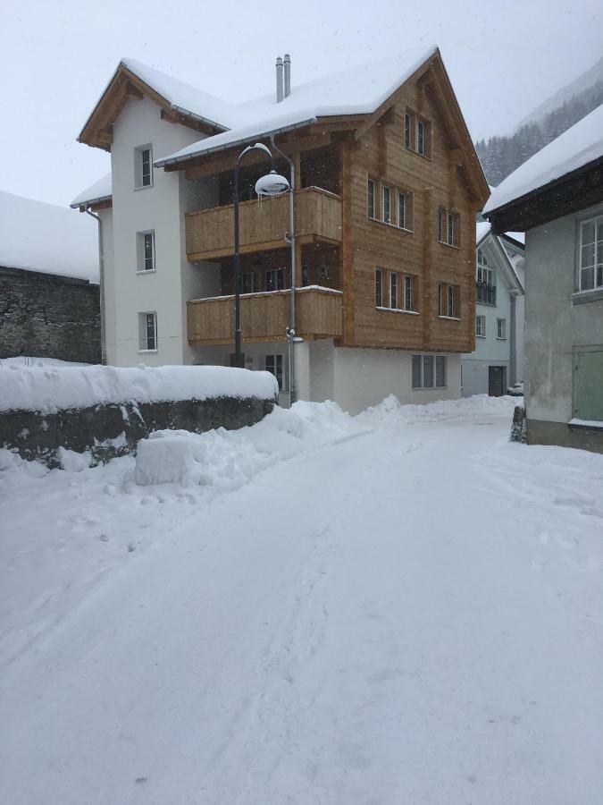 B&B Ursi Андерматт Экстерьер фото